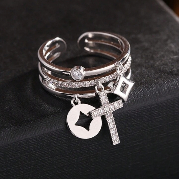 NEW‼️Adjustable Elegant Charm Ring+Gift Box 🎁 - Picture 3 of 5